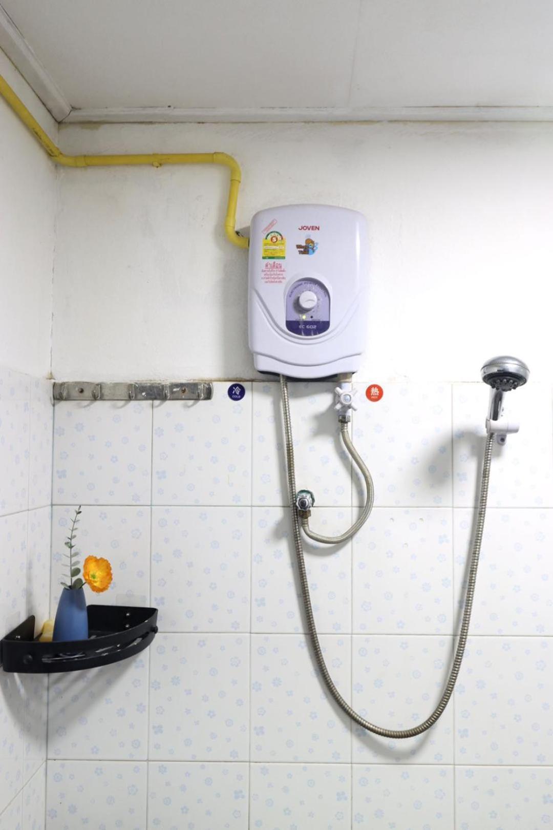 Lucky Hostel 琅勃拉邦 外观 照片