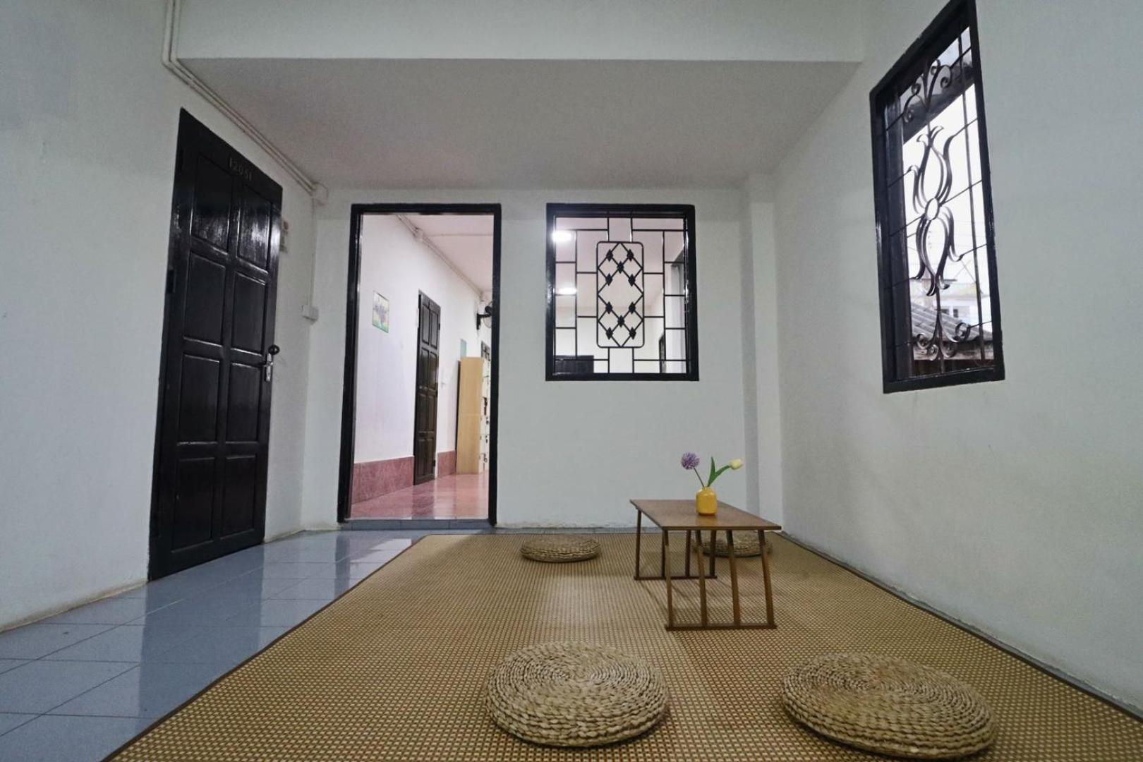 Lucky Hostel 琅勃拉邦 外观 照片